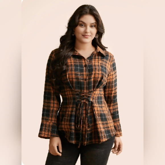 BloomChic NWT Corset Style Flannel Button Down - Picture 2 of 4